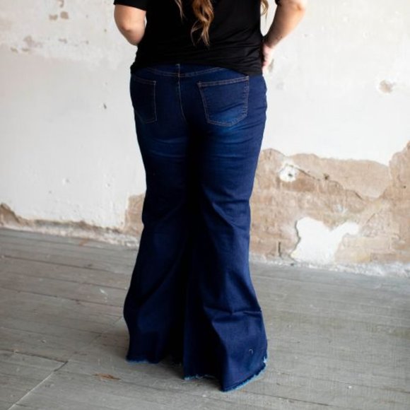 Dark Wash Plus Size Bell Bottom Flares NWT - Picture 4 of 4